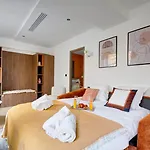 Bluestay 292 - Superbe Appartement A Paris 17